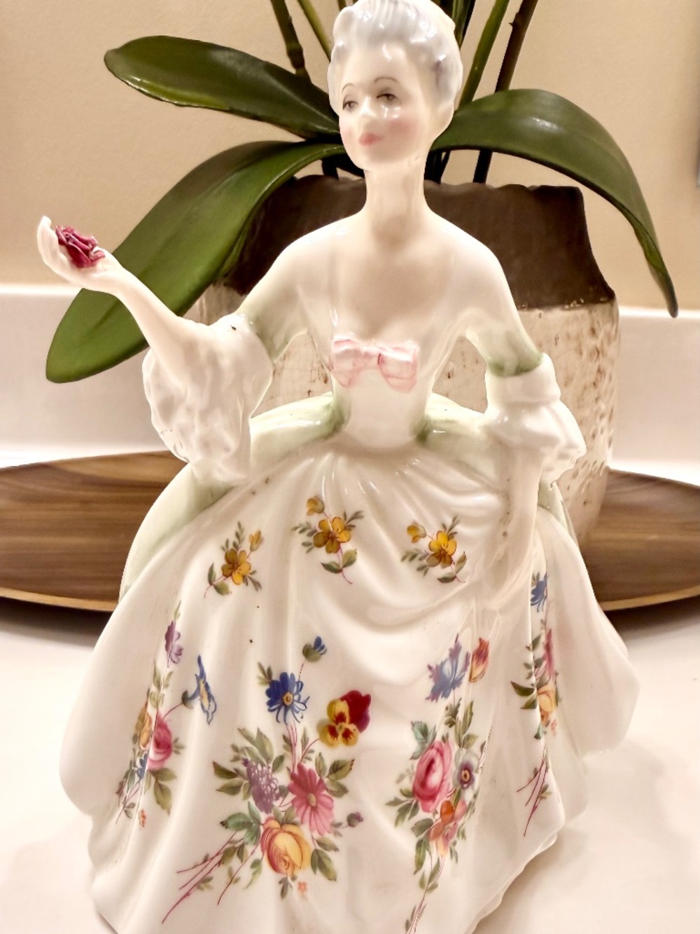 Royal Doulton Diana 1985 vintage collectible England bone china